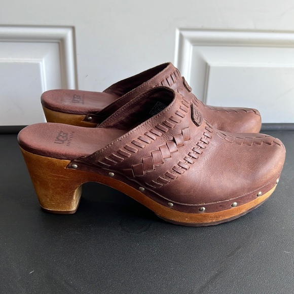 Ugg Vivica Wooden Brown Leather Clogs 